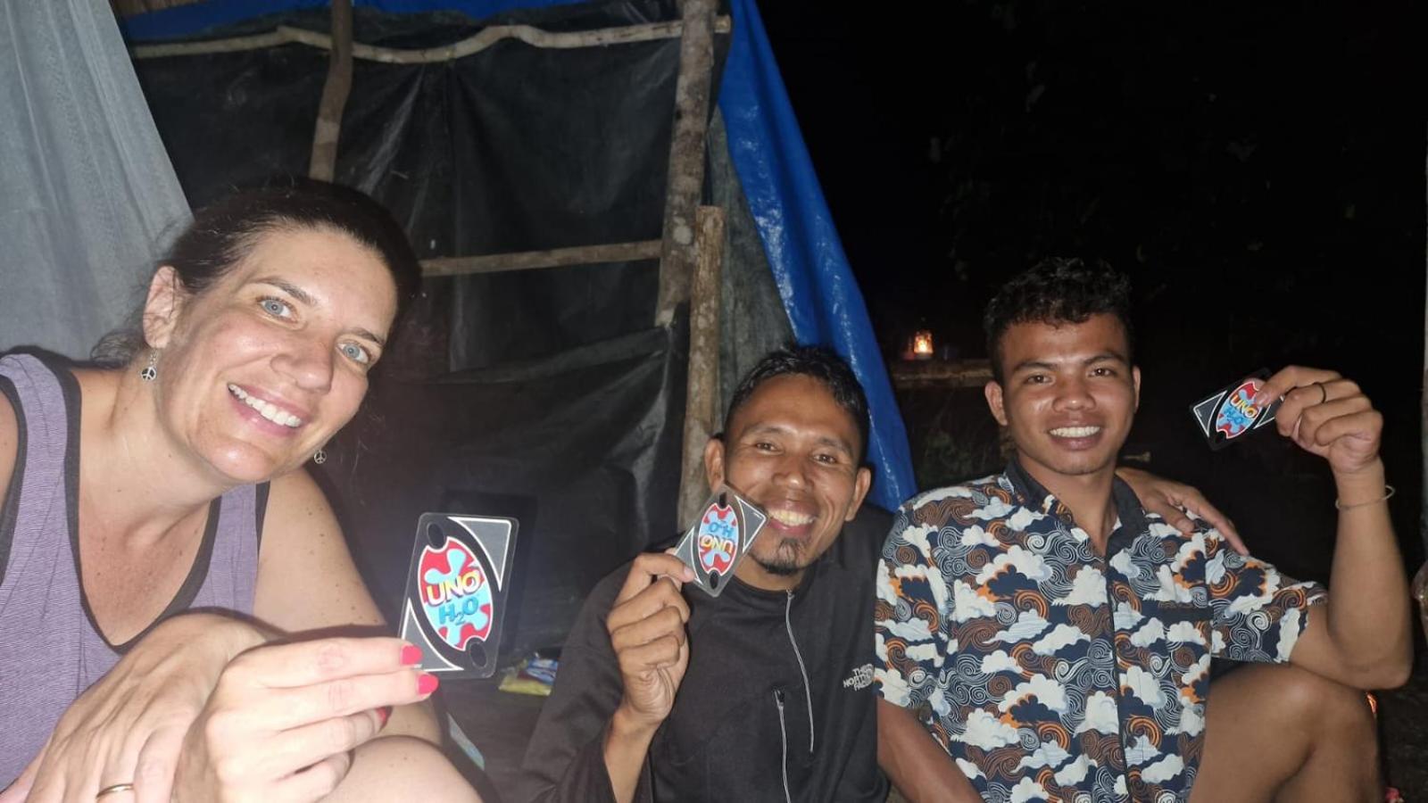 Magpie resto dan homestay Bukit Lawang Chambre photo
